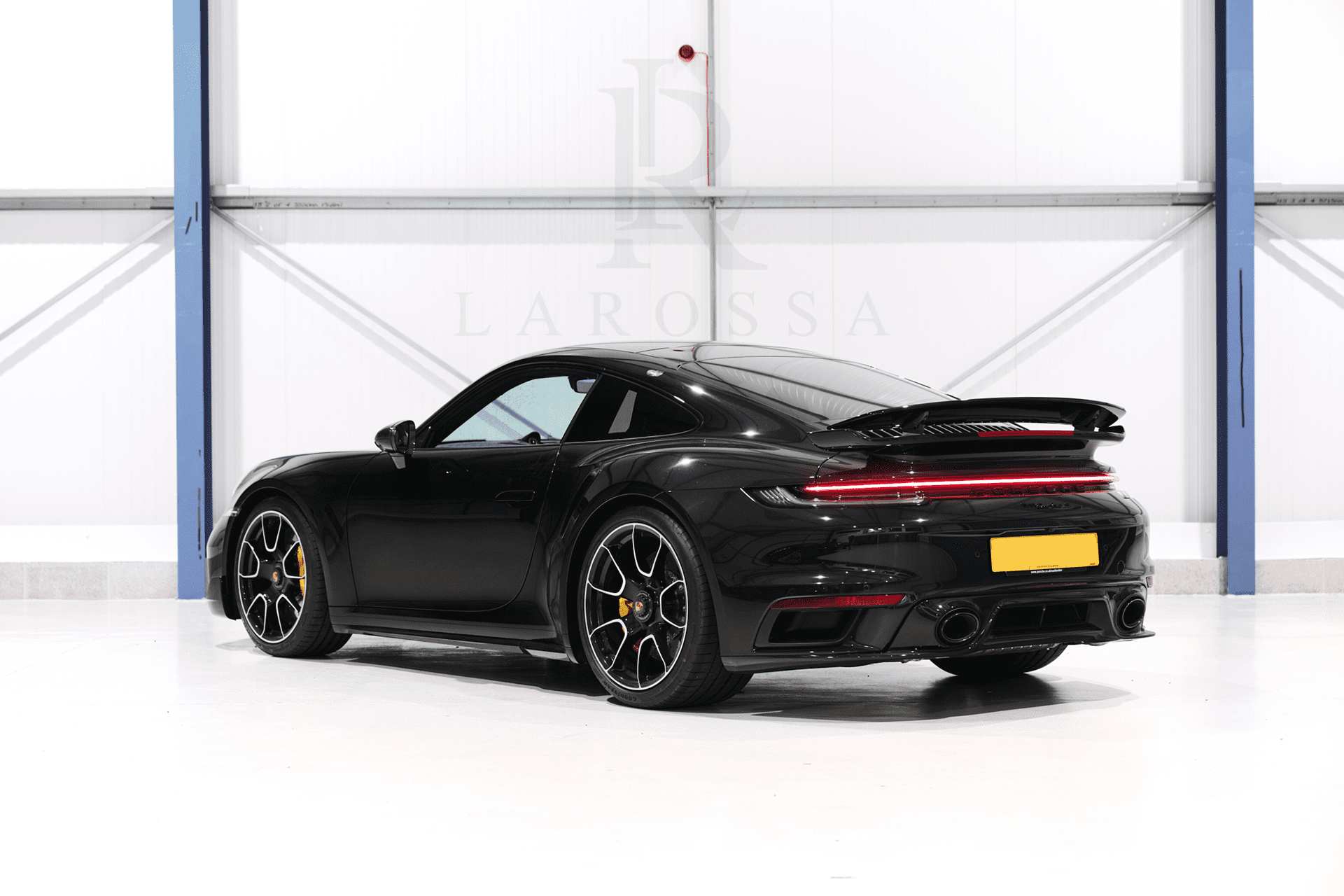 911